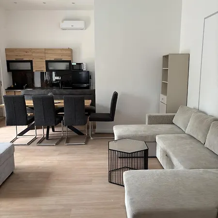 Apartmán Zelia Apartmanhaz *