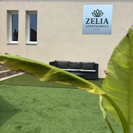 Zelia Apartmanhaz *